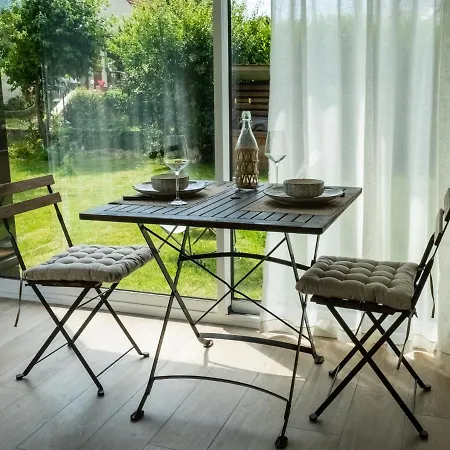 Jolie Maisonnette En Vallee De Chevreuse Сasa de vacaciones